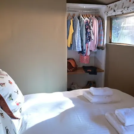 Windermere - Safari Luxury tent Ambleside