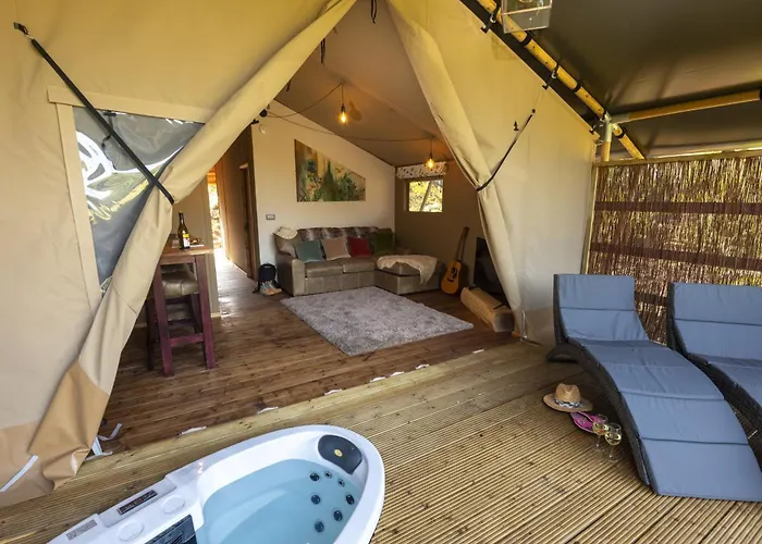 Windermere - Safari *